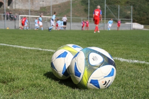 A-tým nadělil rezervě Březové osm gólů.