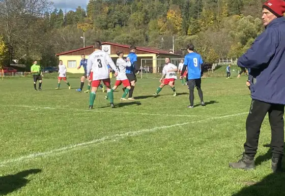 Áčko remizovalo se Sokolem Sadov